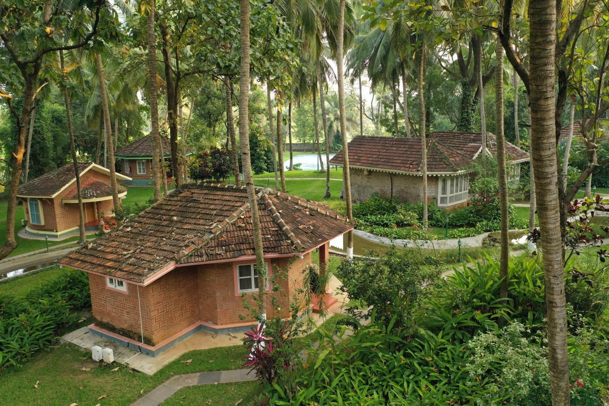 Kairali - The Ayurvedic Healing Village Palakkad Dış mekan fotoğraf